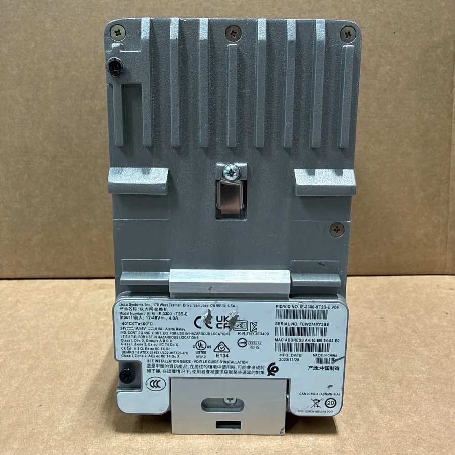 Коммутатор Cisco IE-3300-8T2S-E Industrial Ethernet Switch 8-Port