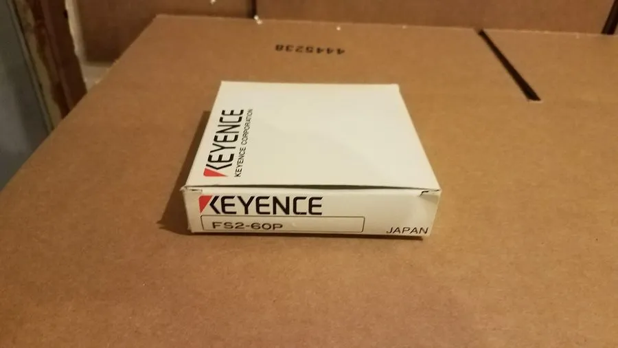 Фотоэлектрический датчик Keyence FS2-60P Fiber Photoelectric Sensor 12-24VDC