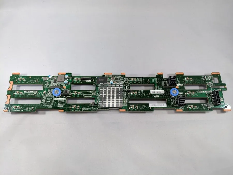 Блок питания THINKSYSTEM HR650X 3.5 SATA/SAS 12-BAY W/EXPANDER BACKPLANE KIT