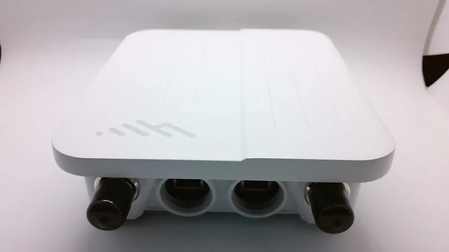 Маршрутизатор Cradlepoint W1855-5GC-GN 5G Outdoor Cellular Router — фото лота 1