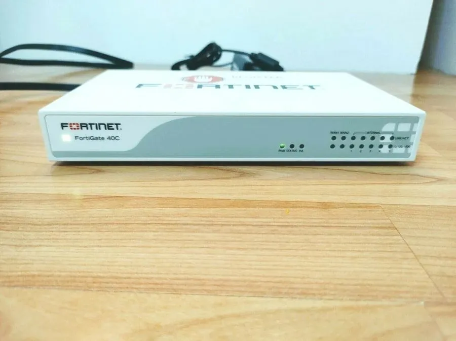 Межсетевой экран Fortinet Fortigate-40C Firewall Security Appliance FG-40C