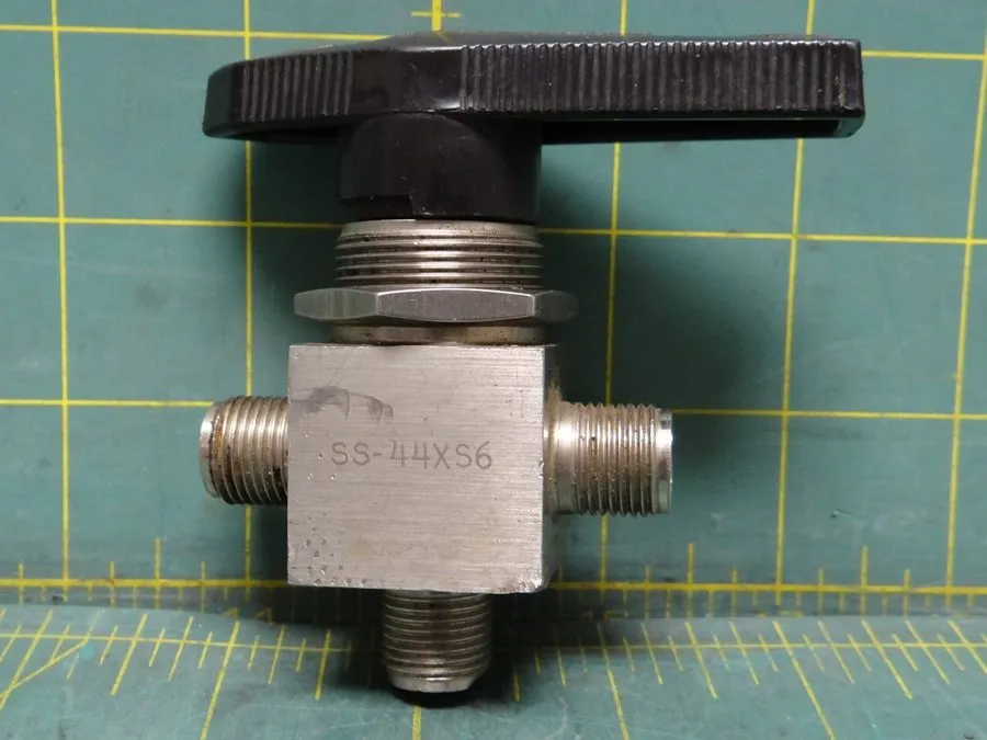 Клапан Hanbay MDM-060DT Valve Actuator w/ Swagelok SS-44XS6 3-Way 12-24VDC