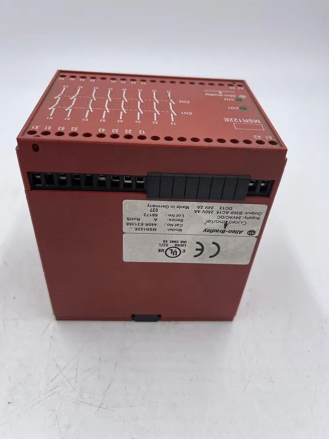 Реле безопасности Allen-Bradley MSR122E 440R-E21358