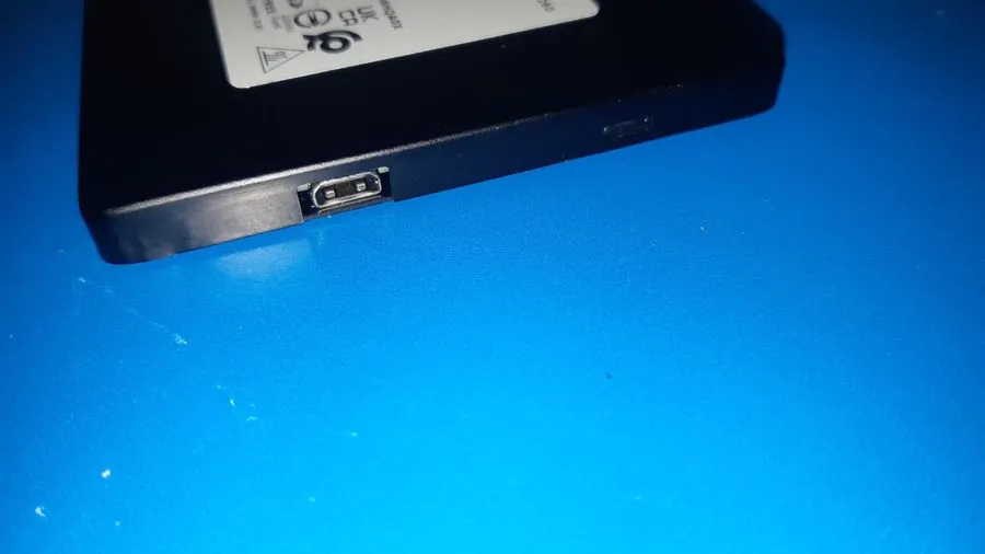 SSD-накопитель Micron 7300 PRO 1.92TB NVMe PCIe 3.0 2.5'' U.2 Internal SSD MTFDH — фото лота 2