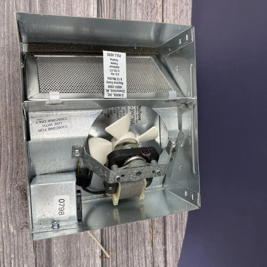 Вентилятор Vintage NuTone Non-Duct Fan C305C3N Bathroom/Ceiling with Box & Instr — фото лота 1