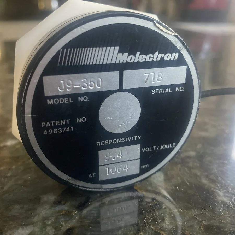Датчик Molectron / Coherent pulsed laser power sensor. ,9.4v/joule @1064nm — фото лота 1