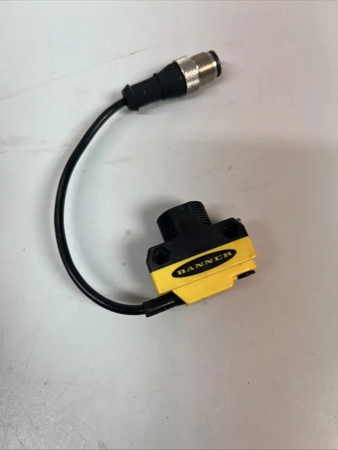 Фотоэлектрический датчик Banner QS18VN6LPQ5 Photoelectric Sensor 10-30 VDC