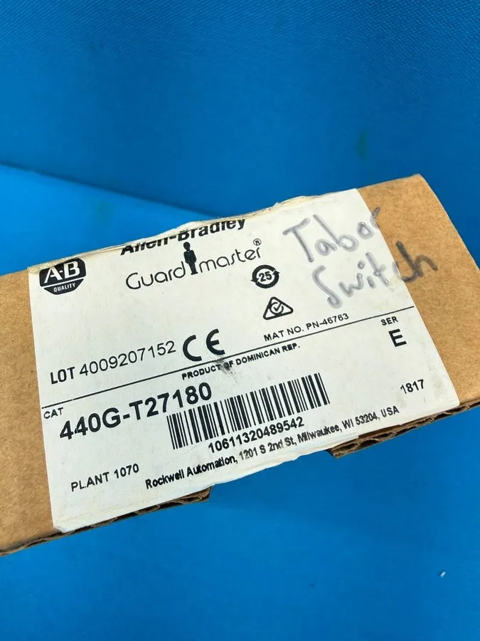 Реле безопасности Allen-Bradley 440G-T27180 GuardMaster TLS-GD2 Safety Relay Swi