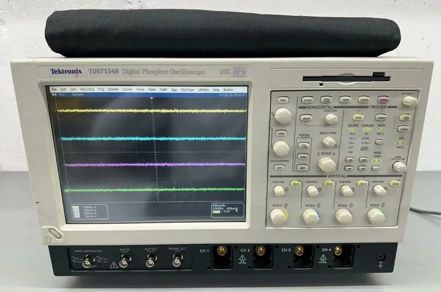 Осциллограф Tektronix TDS7154B Digital Phosphor Oscilloscope 1.5GHz 20GS/s 4-Ch 