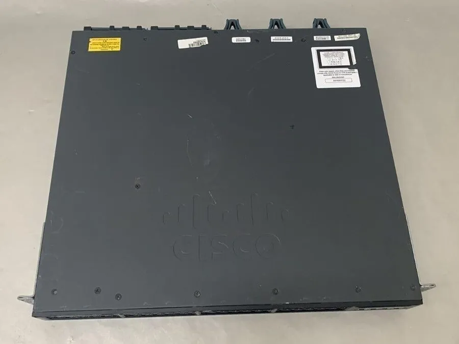 Коммутатор Cisco WS-C3650-48TD Catalyst Switch 48-Port Gigabit Ethernet — фото лота 1