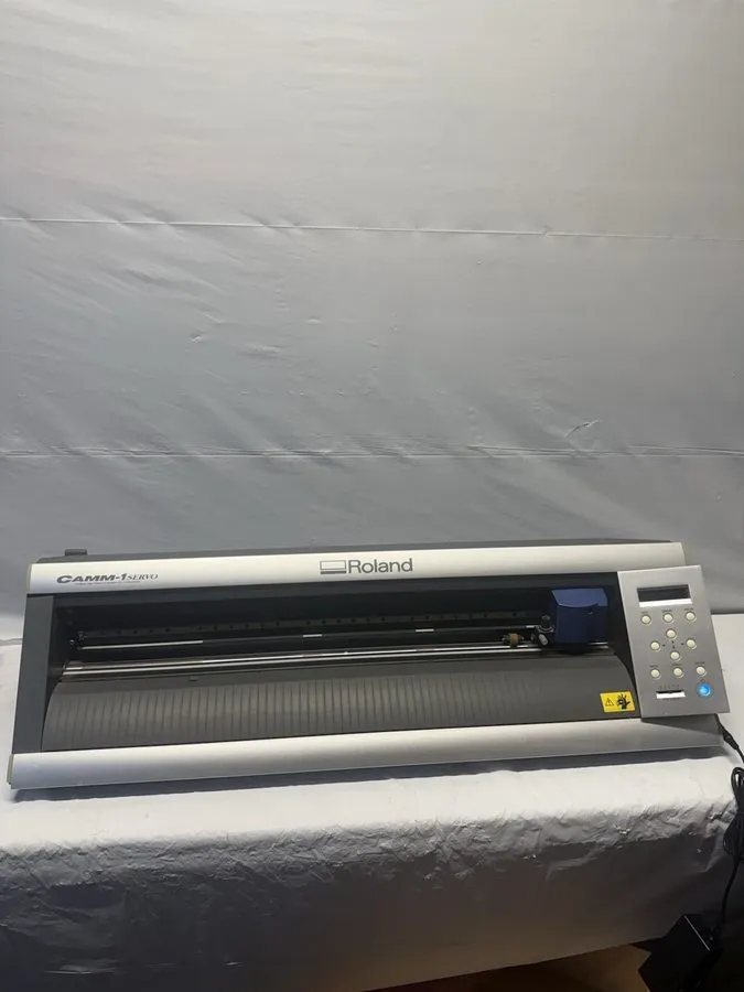 Режущий плоттер Roland CAMM-1 SERVO GX-24 24-Inch Professional Desktop Vinyl Cut