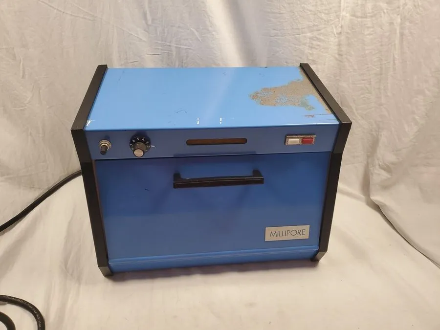 Инкубатор 13737 Millipore Laboratory *Incubator 100W XX6350115 Good Condition — фото лота 1