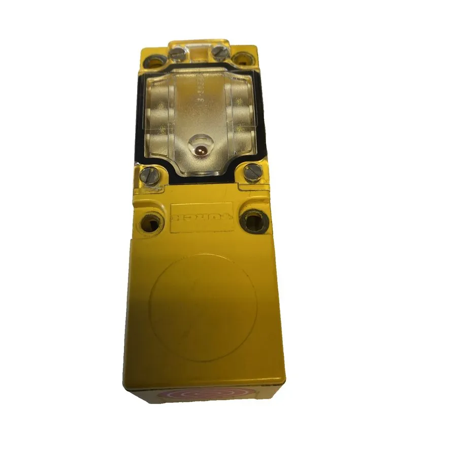 Датчик приближения Turck MP-15H-VP4X Inductive Proximity Sensor PNP Switching — фото лота 1