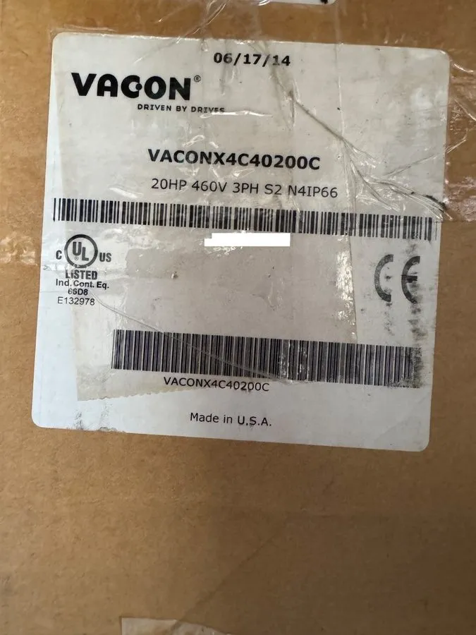 Частотный преобразователь DANFOS VACON X4C40200C VARIABLE FREQUENCY AC DRIVE