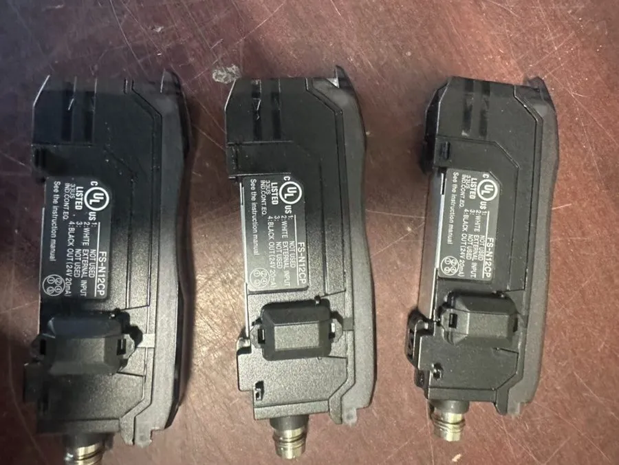 Датчик Keyence FS-N12CP Fiber Sensor Amplifier