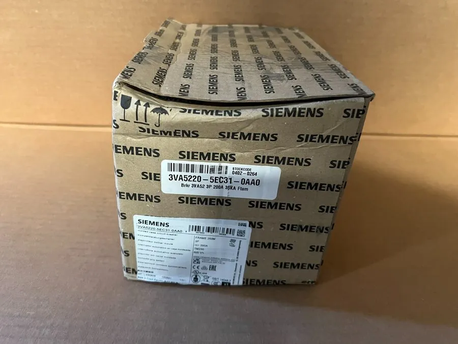 Автоматический выключатель Siemens 3VA5220-5EC31-0AA0 Circuit Breaker 200A 3-Pol