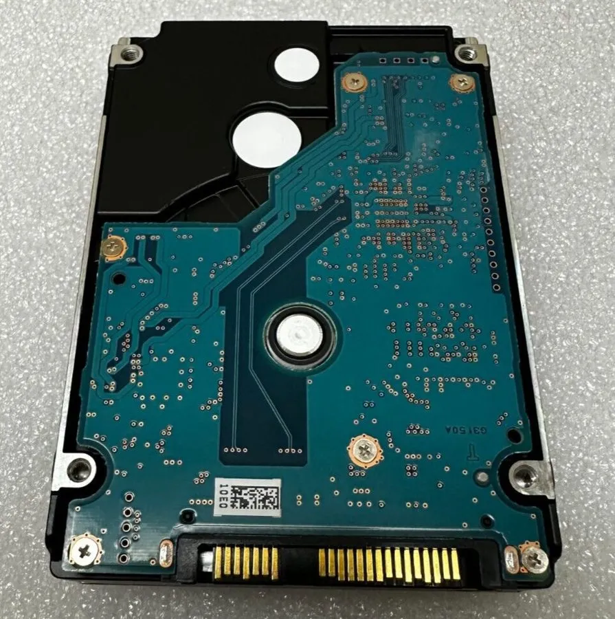 Жёсткий диск HP 689287-004 619463-001 900GB 10K SAS 6G DP 2.5" HDD Dard Drive — фото лота 1