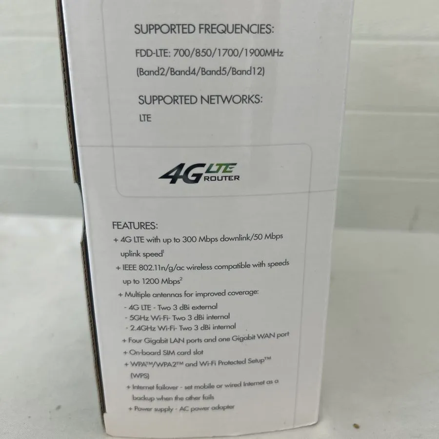 Маршрутизатор D-Link DWR-961 US Cellular 4G LTE Wireless Router AC1200 Complete