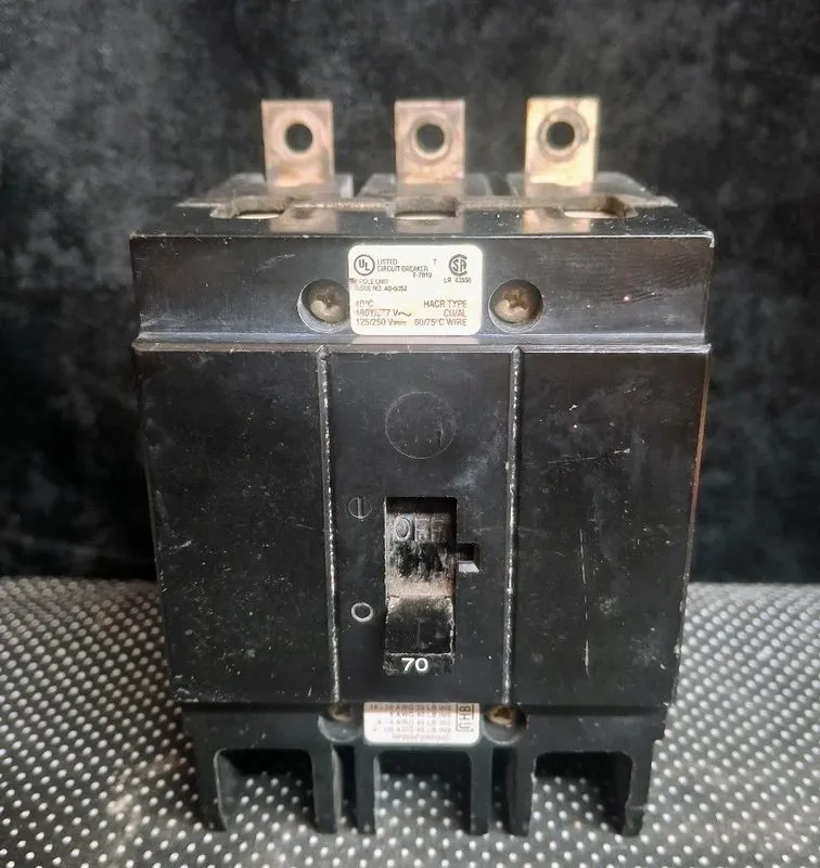 Автоматический выключатель Westinghouse GHB3070 3 Pole 70 Amp 480V AC Circuit Br — фото лота 1