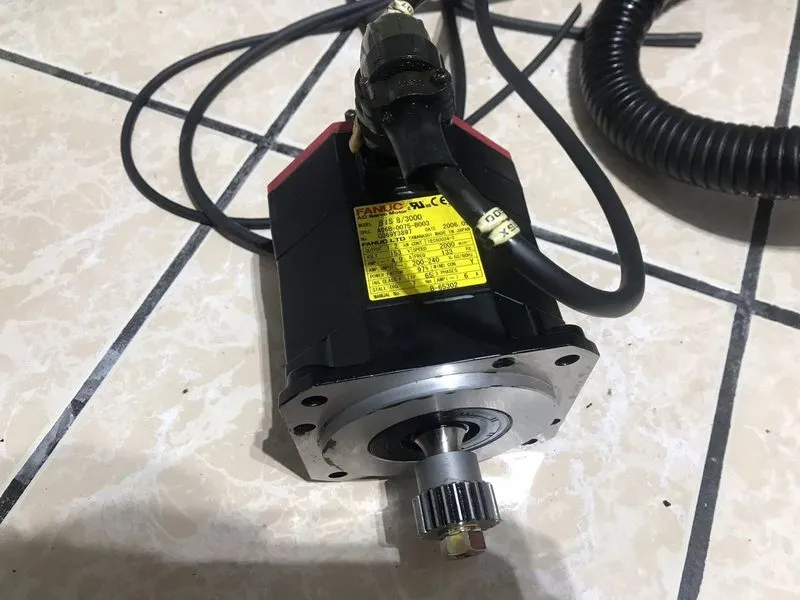Серводвигатель Fanuc A06B-0075-B003 AC Servo Motor — фото лота 1
