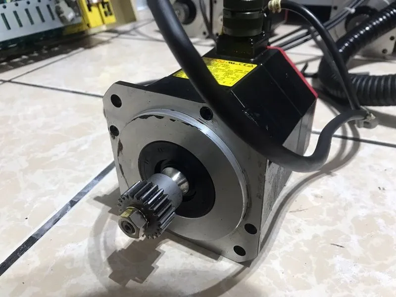 Серводвигатель Fanuc A06B-0075-B003 AC Servo Motor — фото лота 3