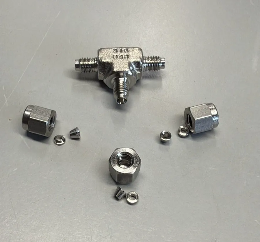 Фитинг Swagelok SS-100-3 Stainless Steel Swagelok Tube Fitting FNSP — фото лота 1