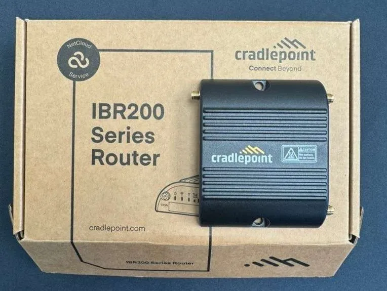 Маршрутизатор TB3-020010M-EWM CradlePoint IBR200-10M + NetCloud Essentials Wi-Fi — фото лота 1