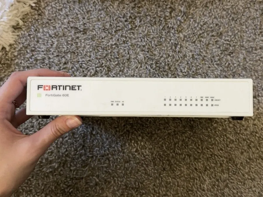 Межсетевой экран Fortinet FortiGate FG-60E Poe Firewall Network Security Applian — фото лота 2