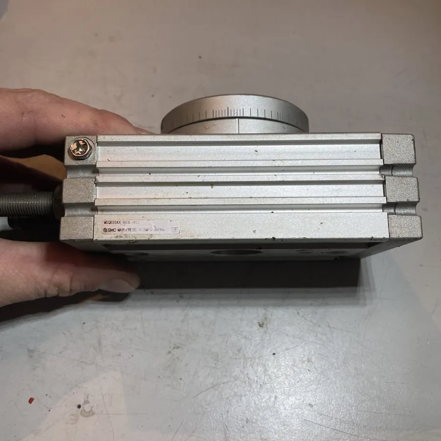 Поворотный стол SMC MSQB30AX-A93L-X12 Rotary Pneumatic Actuated Cylinder Rotary  — фото лота 1