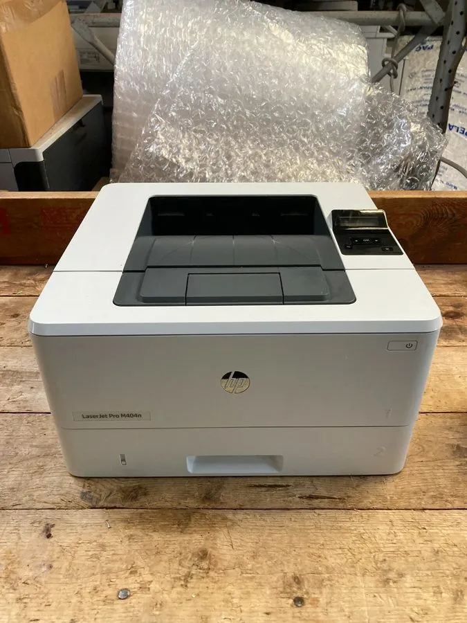 Лазерный принтер HP LaserJet Pro M404n Monochrome Laser Printer 214 Page Count