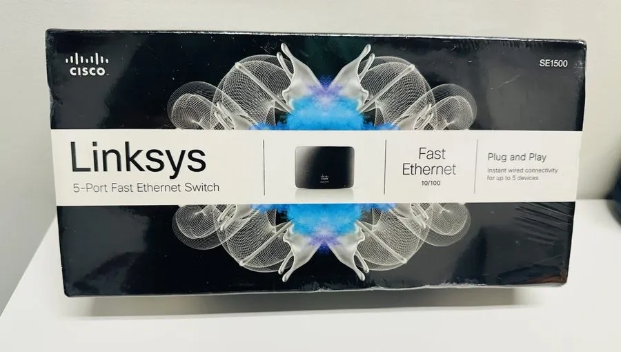 Коммутатор Linksys SE1500 5-Port Fast Ethernet Switch Desktop Network Hub