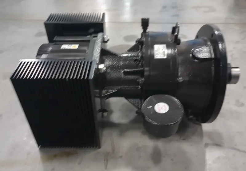 Серводвигатель YASKAWA SGMGV-44DDA61 SERVO MOTOR — фото лота 2
