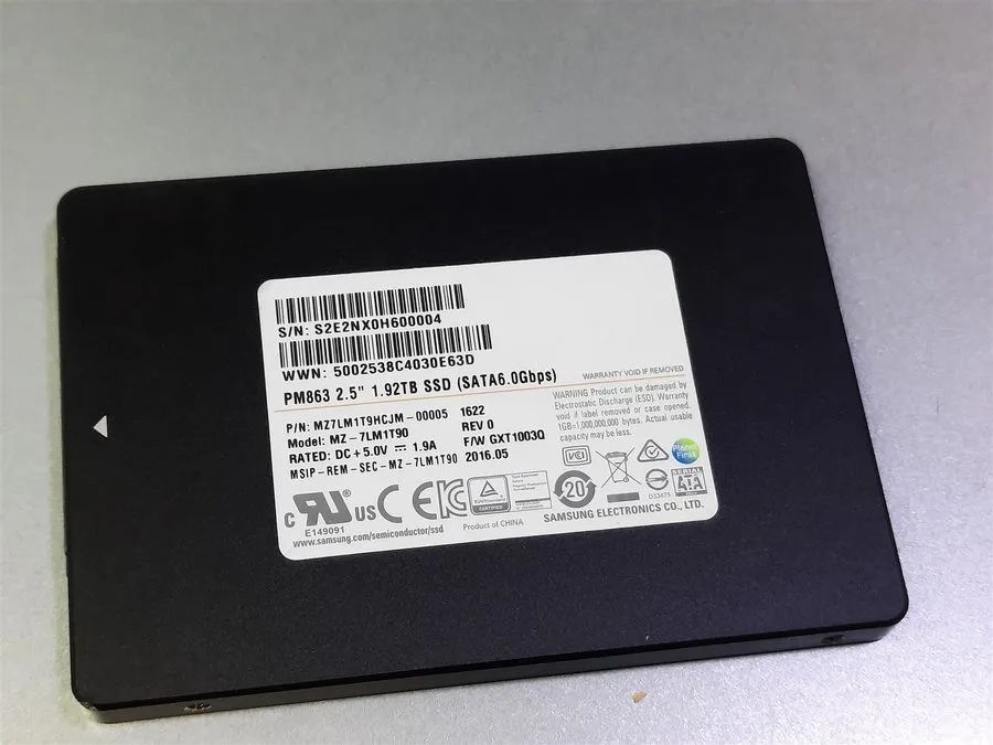 SSD-накопитель Samsung PM863a 2.5"1.92TB SSD SATA 6.0Gpbs Solid State Drive MZ-7