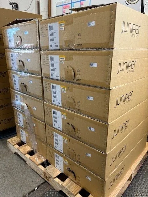 Межсетевой экран Juniper SRX4100-SYS-JB-DC Firewall