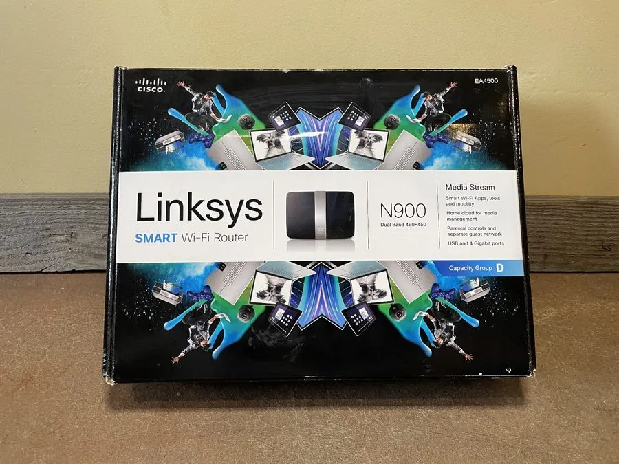 Маршрутизатор Cisco/Linksys E4200V2 450 Mbps 4-Port Gigabit Wireless N Router