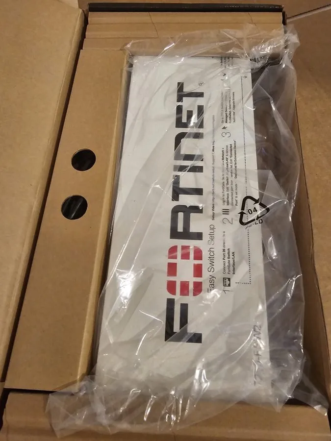 Коммутатор X FORTINET FORTISWITCH FS-124D-POE 24 PORT GIGABIT ETHERNET SWITCH