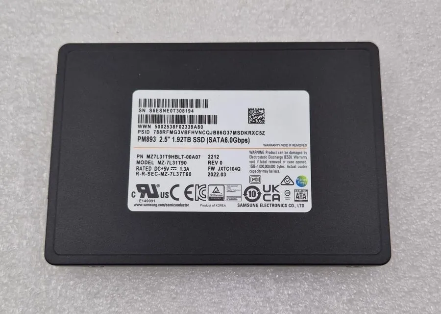 SSD-накопитель Samsung PM893 1.92TB SSD 2.5" SATA 6Gbps MZ-7L31T90 MZ7L31T9HBLT-