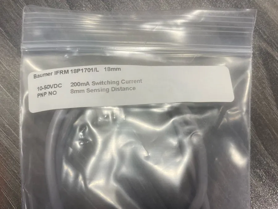 Датчик приближения Baumer IFRM 18P1701/L Inductive Proximity Sensor 8mm Sensing  — фото лота 1
