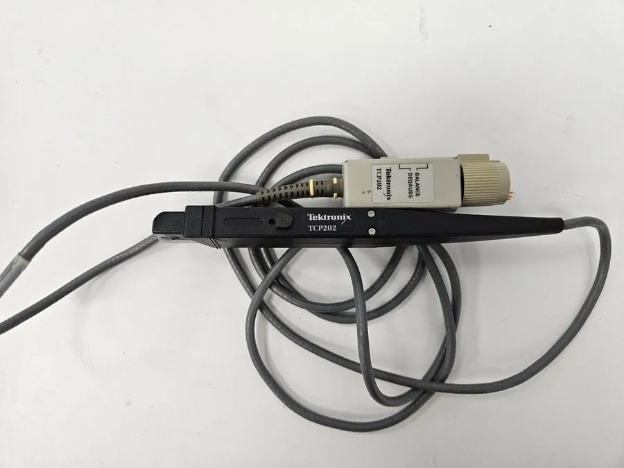 Осциллограф Tektronix TCP202 AC/DC Current Probe 50MHz 15A