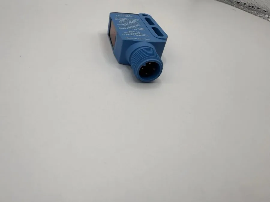 Фотоэлектрический датчик One SICK WL9L-3P2432 Photoelectric switch sensor