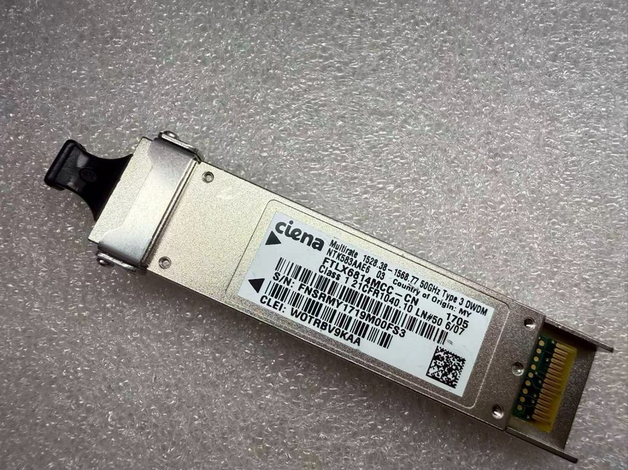 Трансивер Ciena NTK583AAE6 03 XFP 10G‑DWDM 80KM 50GHz Wide‑Temp LC Transceiver
