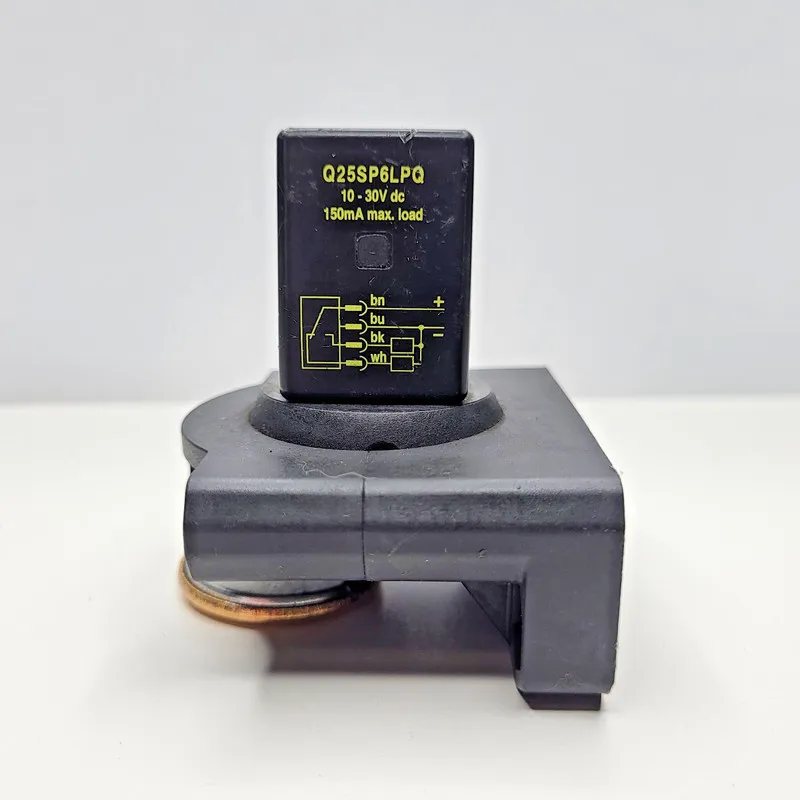 Фотоэлектрический датчик Banner Q25SP6LPQ Photoelectric Sensor 10-30VDC PNP M12