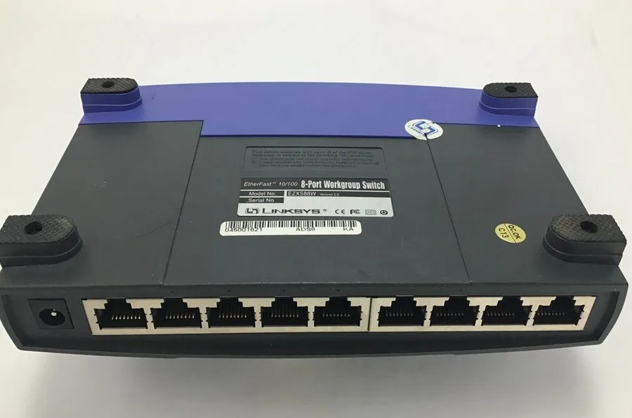 Коммутатор Linksys EtherFast 10/100 8-Port Workgroup Switch Model EZXS88W
