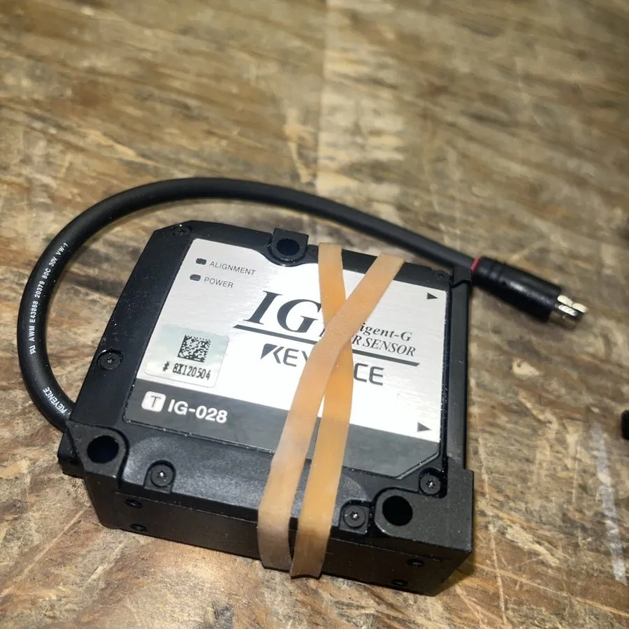 Датчик Keyence IG-028 CCD Method Dig Laser Sensor Head Receiver & Transmitter, L — фото лота 2