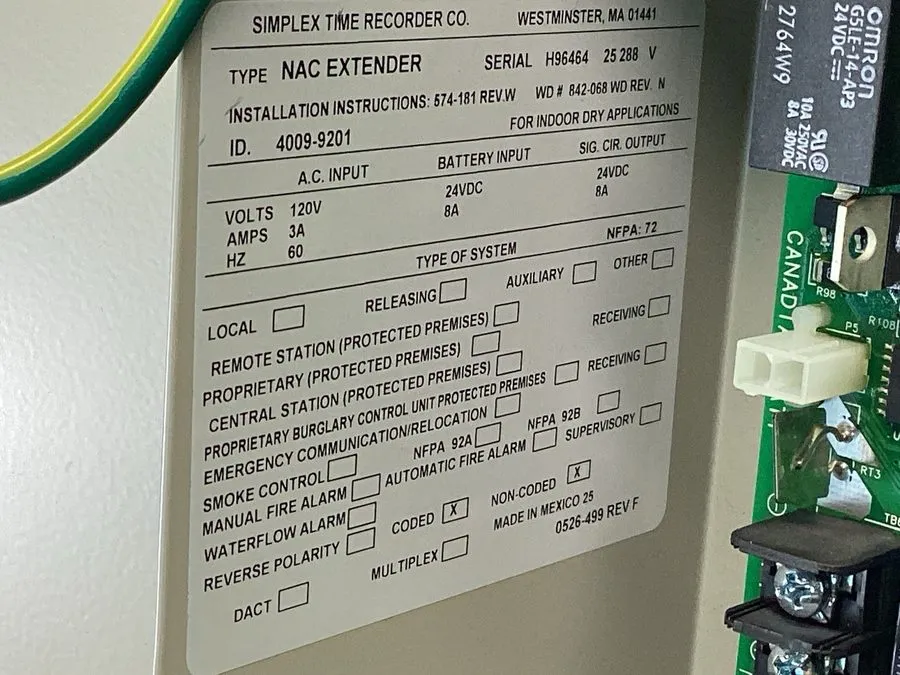 Объектив Simplex 4009-9201 IDNet NAC Extender Panel 120VAC Fire Alarm Panel — фото лота 2