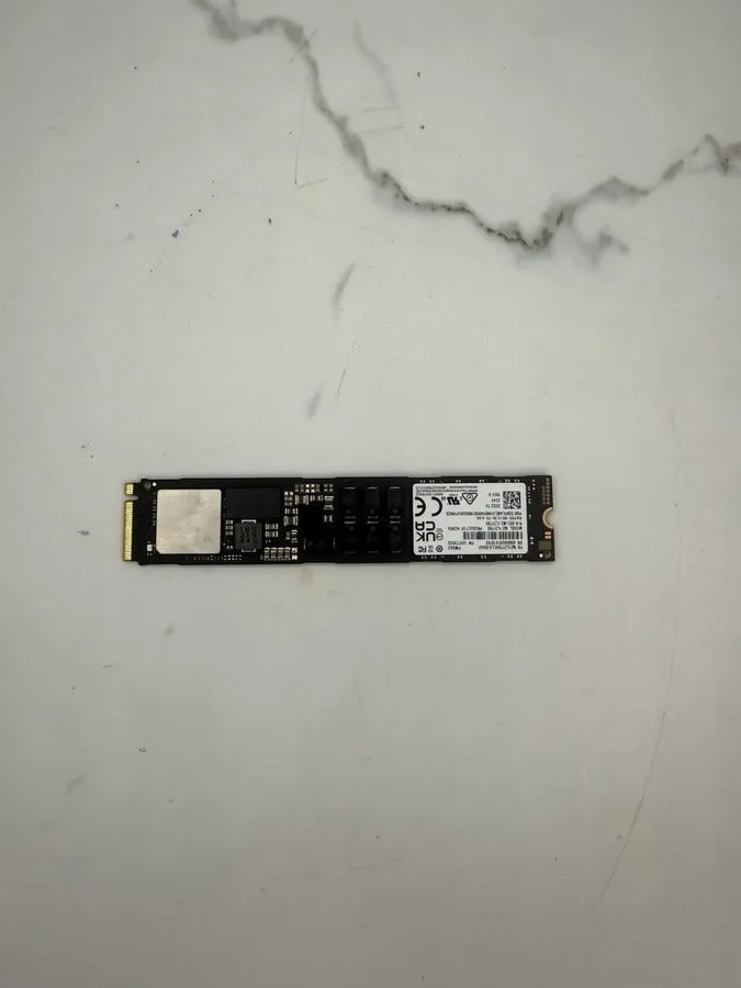 SSD-накопитель P49175-002 Samsung PM9A3 1.92TB NVMe PCIe 4.0x4 22110 SSD MZ-1L21 — фото лота 1