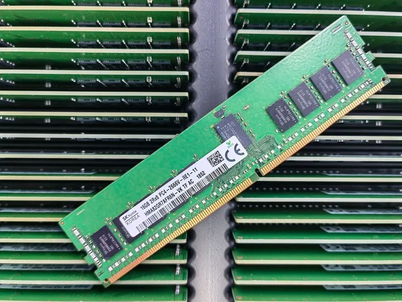 Модуль памяти SK Hynix HMA82GR7AFR8N-VK T3 AA 16GB 2Rx8 PC4-2666V DDR4 ECC Serve
