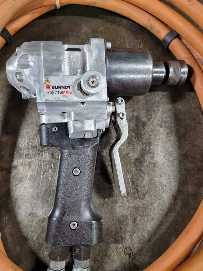 Электрооборудование Burndy HIW716MAG MAG Series Hydraulic Impact Wrench, 550 ft-