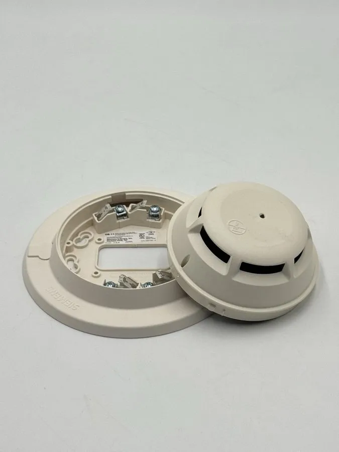 Оборудование пожарной сигнализации Siemens OP921 Photoelectric Smoke Detector Ad