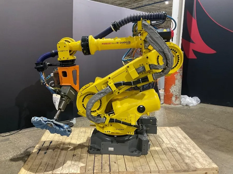 Оборудование ЧПУ FANUC R-2000iB/210F Complete w/ R-30iB Controls